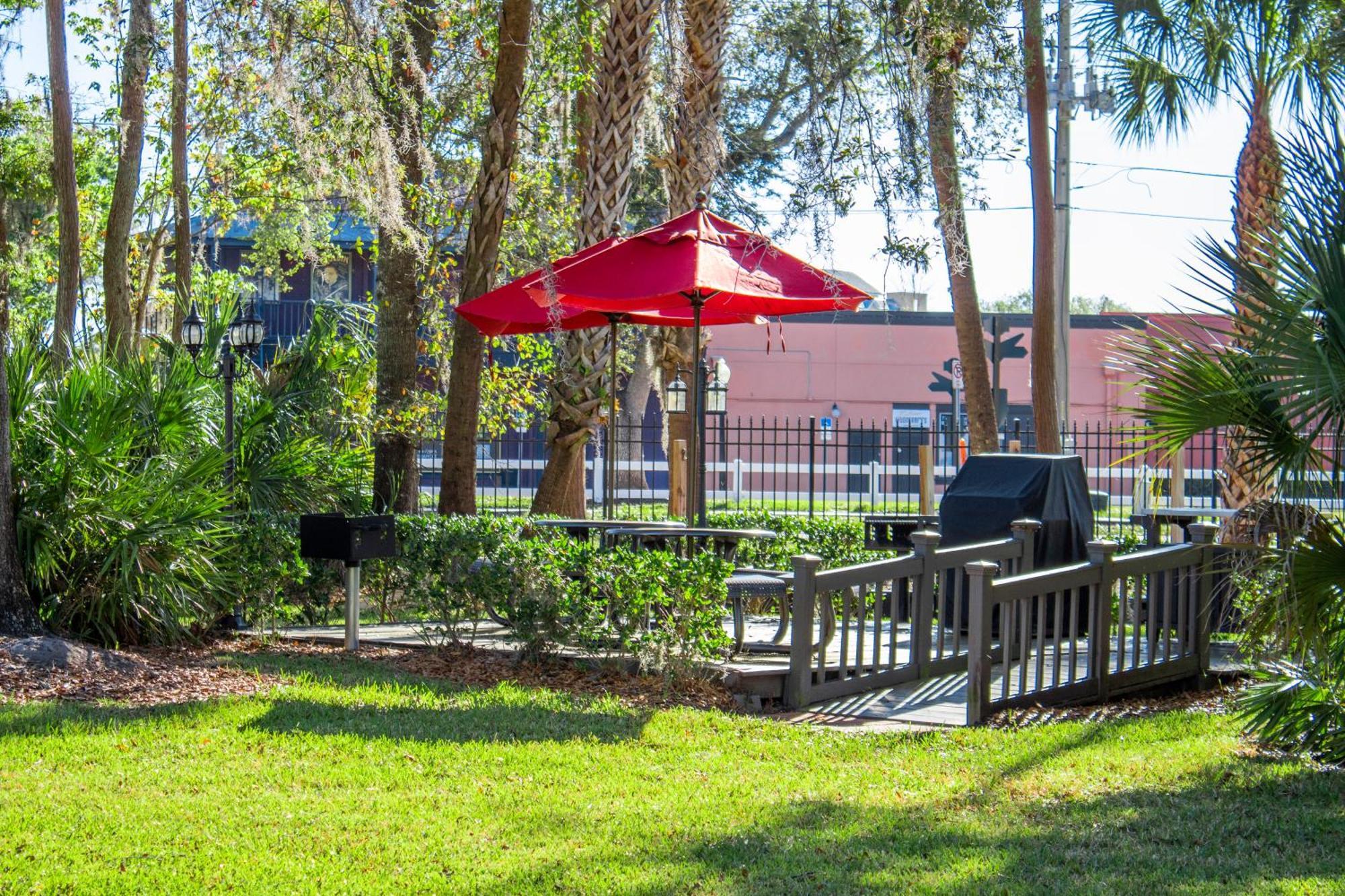Barefoot'N Resort Kissimmee Orlando Celebration Buitenkant foto